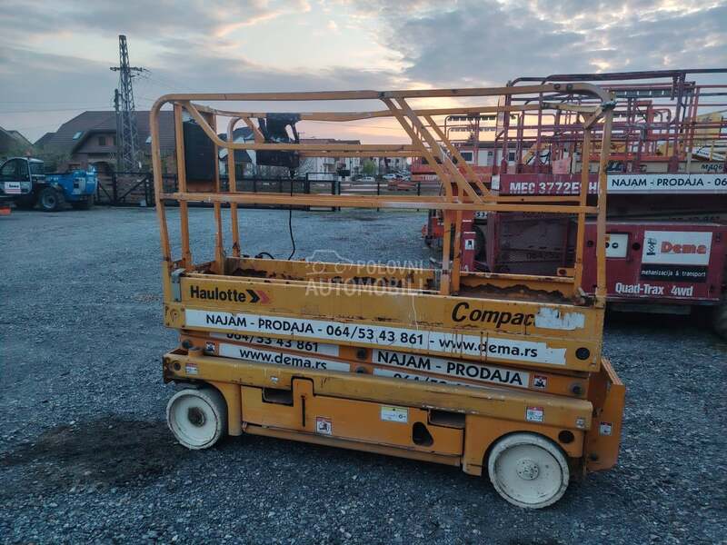 Haulotte compact 8