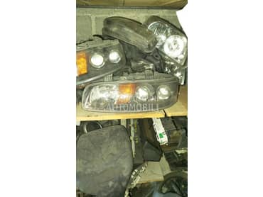 farovi za Fiat Punto