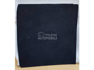 Pod gepeka patos za Citroen DS7