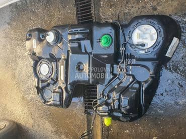 Pumpa i plovak za Volvo S80, V70, XC70 od 2007. do 2015. god.