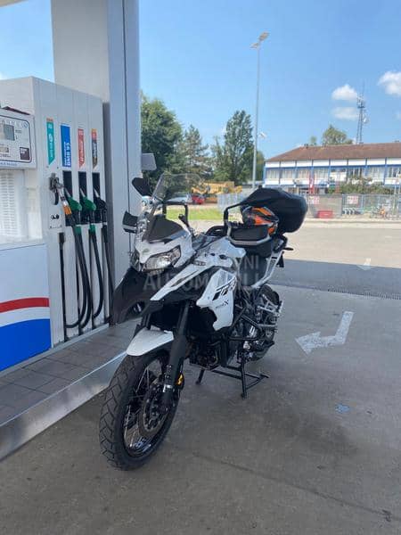 Benelli trk502x