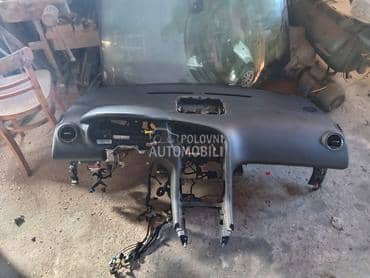 tabla za Peugeot 5008