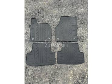 Zadnje gumene patosnice za Seat Ateca