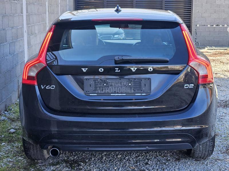 Volvo V60 D2 NOVI TIP