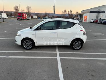 Lancia Ypsilon V.l.a.s.n.i.k