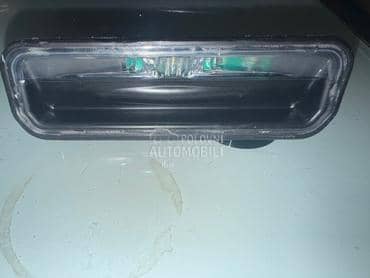 prekidač gepeka sa svetlom za Ford Focus od 2010. do 2015. god.