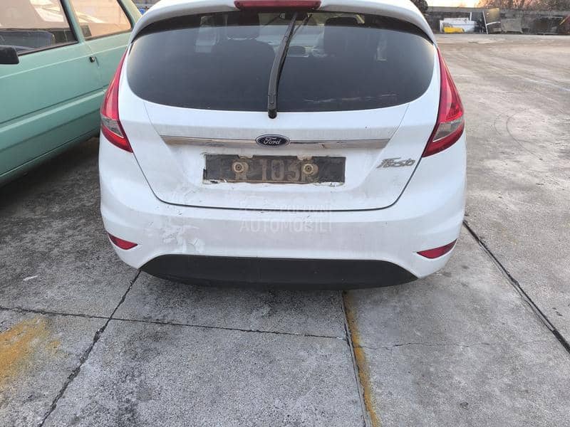 Ford Fiesta 1.4 2012. god. -  kompletan auto u delovima