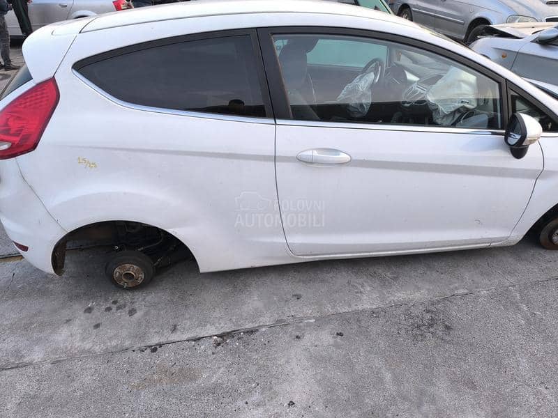 Ford Fiesta 1.4 2012. god. -  kompletan auto u delovima