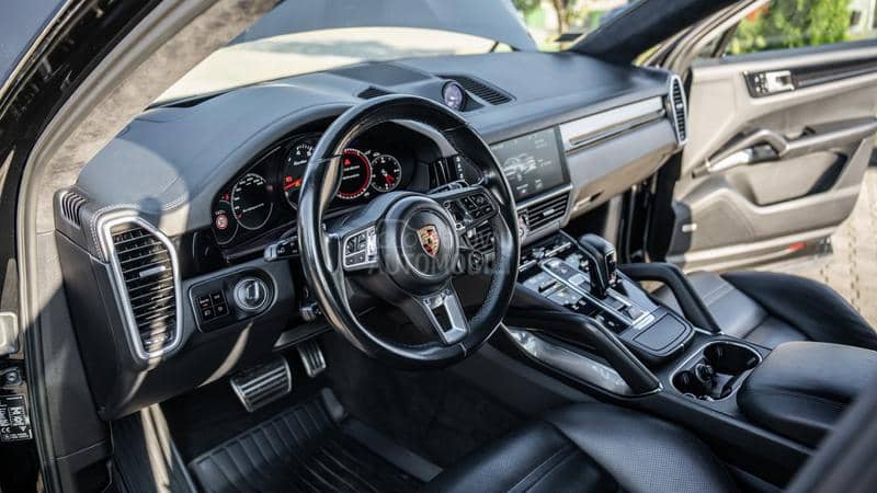 Porsche Cayenne Coupe TURBO