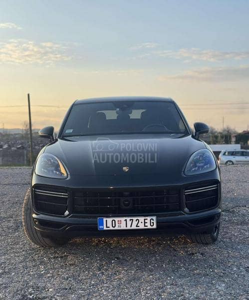 Porsche Cayenne Coupe TURBO