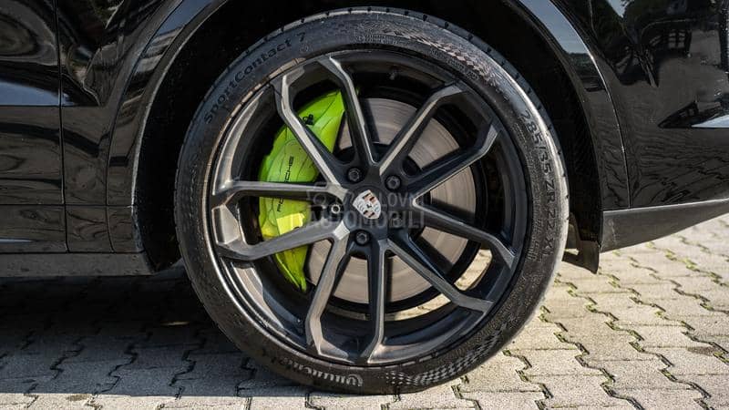 Porsche Cayenne Coupe TURBO