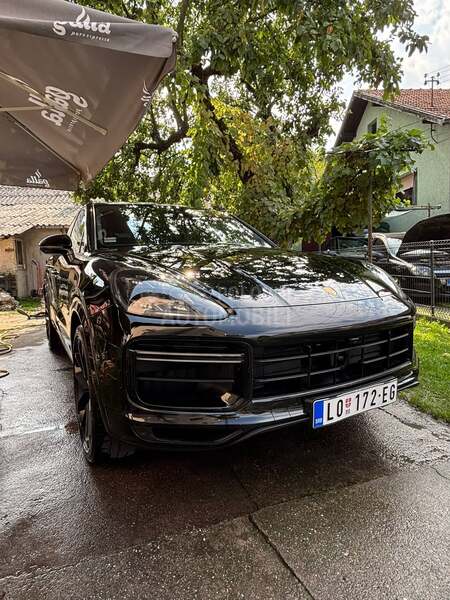 Porsche Cayenne Coupe TURBO