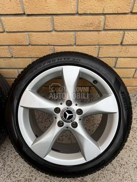 Pirelli 225/45 R17 Letnja