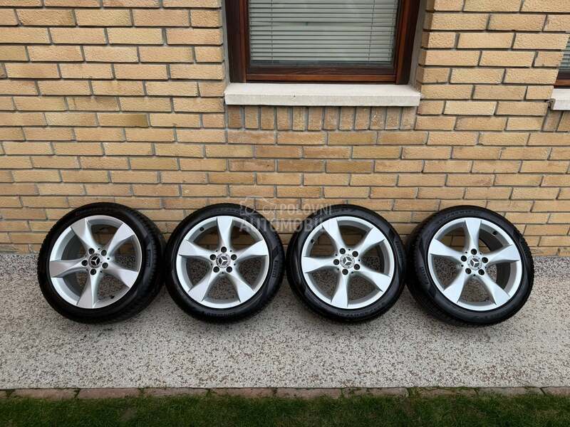 Pirelli 225/45 R17 Letnja