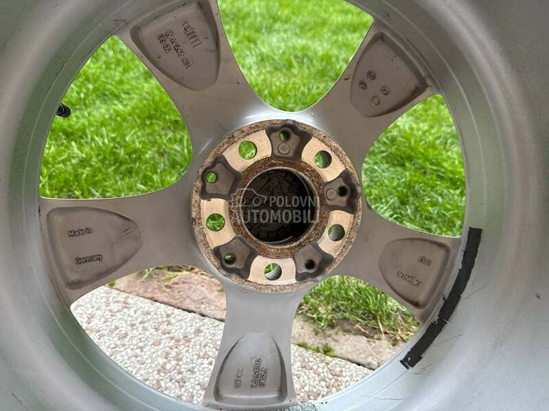 Pirelli 225/45 R17 Letnja