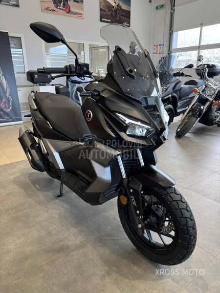 Voge SR1 ADV