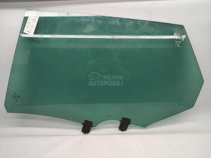 Auto staklo (šoferšajbna)