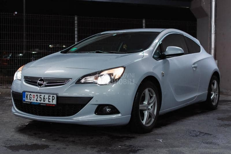Opel Astra J GTC OPC