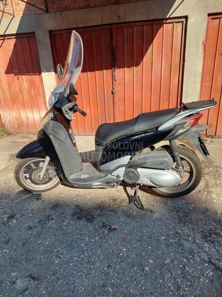 Honda SH 300 abs