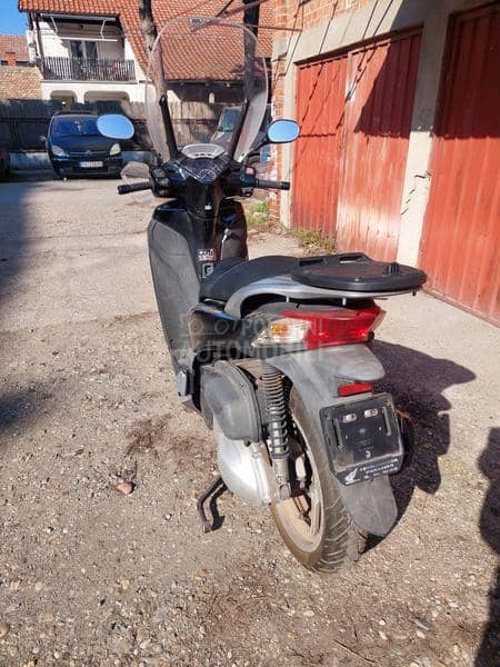 Honda SH 300 abs