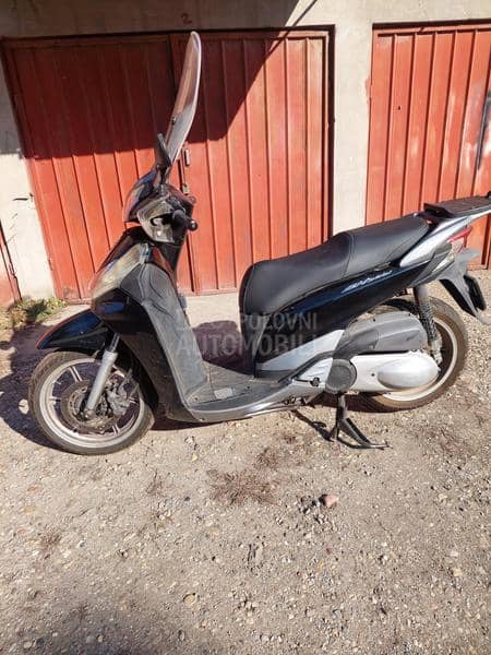 Honda SH 300 abs