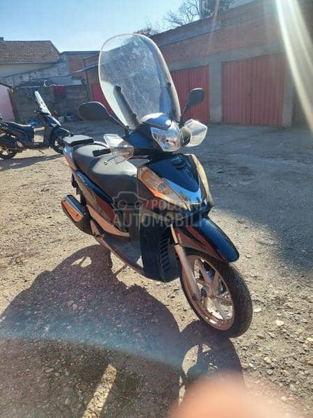 Honda SH 300 abs