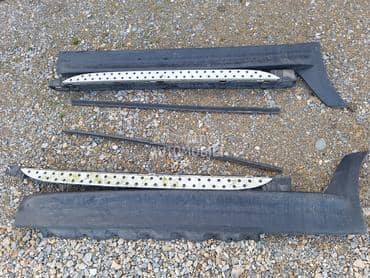 Pragovi za x3 E83 za BMW X3 od 2004. do 2010. god.