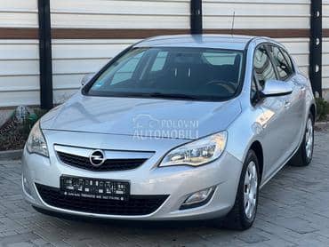 Opel Astra J 1.3 CDTI/SELECTION/