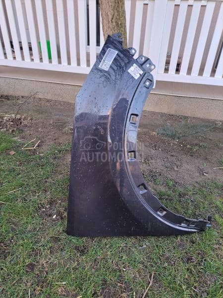 Desno krilo blatobran