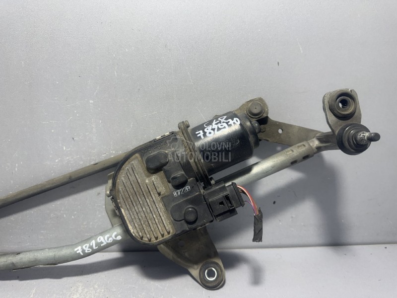 MOTORIC PREDNJEG BRISACA