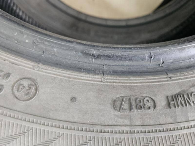 Esa Tecar 185/60 R15 Zimska