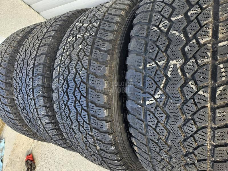 Yokohama 265/60 R18 Zimska