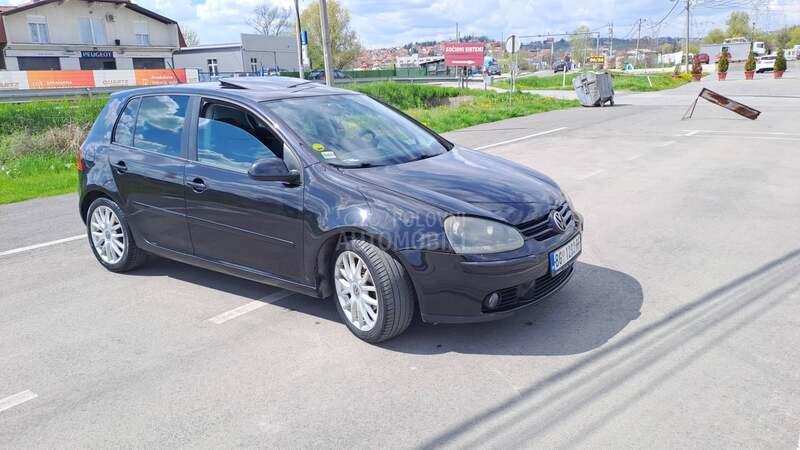 Volkswagen Golf 5 TOUR