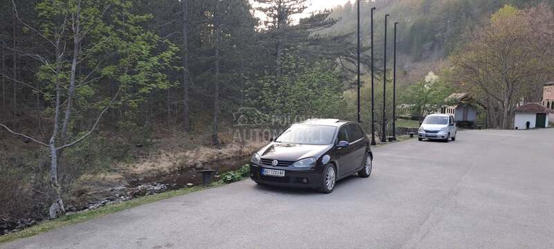 Volkswagen Golf 5 TOUR