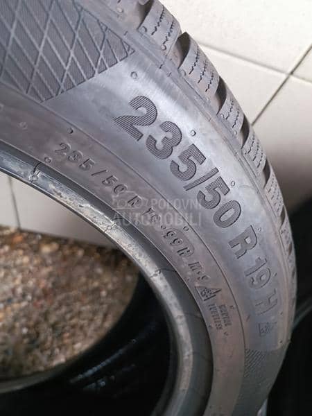 Continental 235/50 R19 Zimska