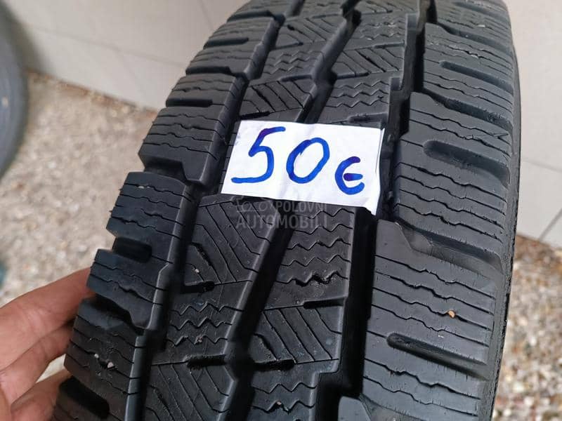 Michelin 215/70 R15 Zimska