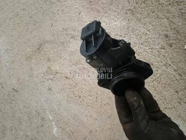 klapna za Ford Focus od 2005. do 2011. god.