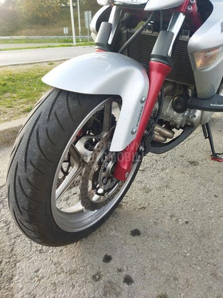 Kawasaki er6n