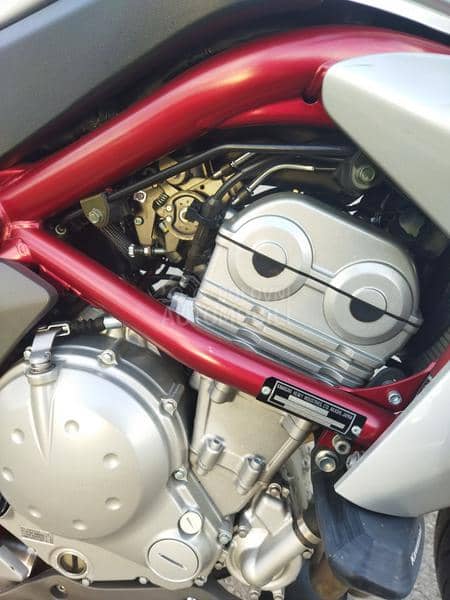 Kawasaki er6n