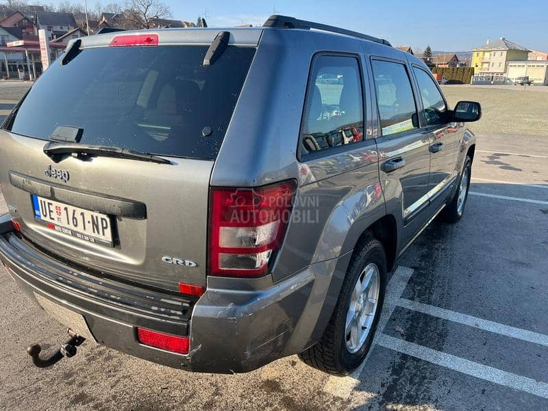Jeep Grand Cherokee laredo