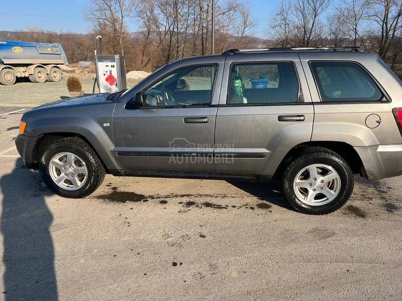Jeep Grand Cherokee laredo