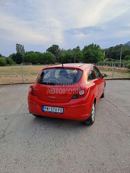 Opel Corsa D 1.0XEP