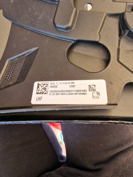 Prednji branik G05 M