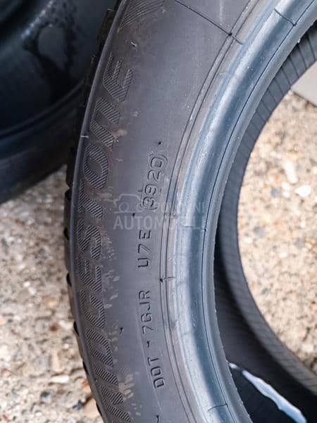 Bridgestone 225/50 R17 Zimska