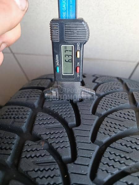 Bridgestone 235/60 R18 Zimska
