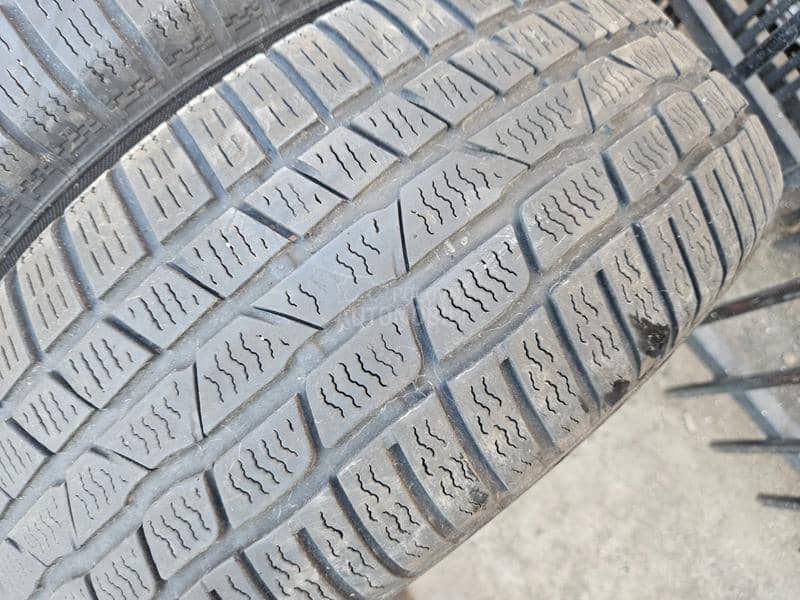 Continental 215/60 R16 Sve sezone