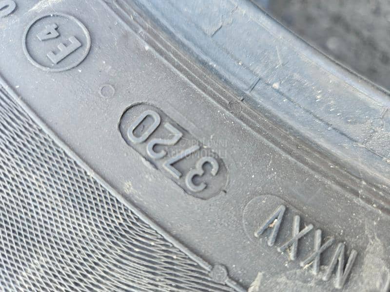 Continental 215/60 R16 Sve sezone