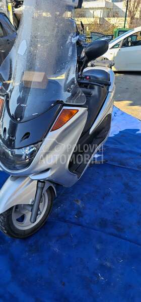 Yamaha Majesty 250cc