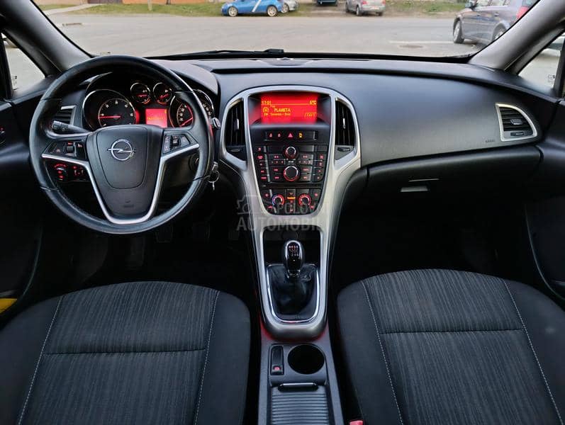 Opel Astra J 1.7 cdti