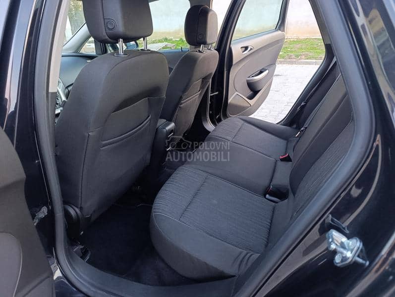 Opel Astra J 1.7 cdti